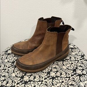 Merrell Brown Ankle Boots with Elastic Panels and Chunky Sole